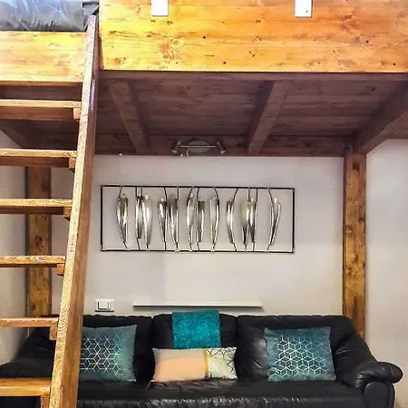 Rohouse -experience- Hébergement de vacances Arezzo
